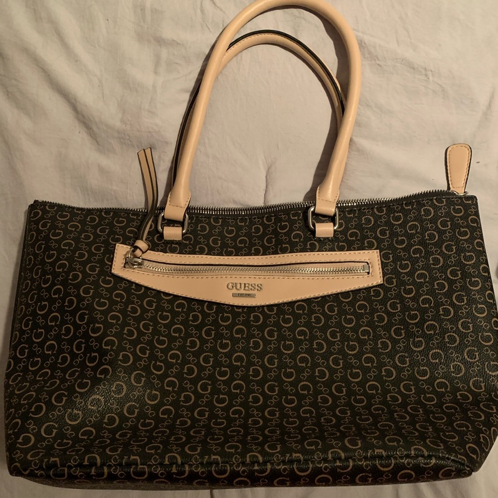 Guess Shoulder Bag